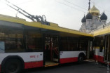В Одессе не поделили дорогу трамвай и троллейбус