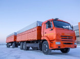 Від дощу до сонця: Як ПВХ-тент забезпечує 100% захист вашого врожаю в дорозі
